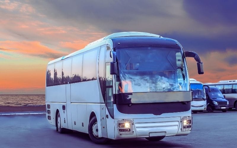 Sewa Bus di Jogja Saat Musim Liburan